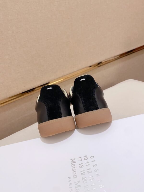 Replica white - Image 11