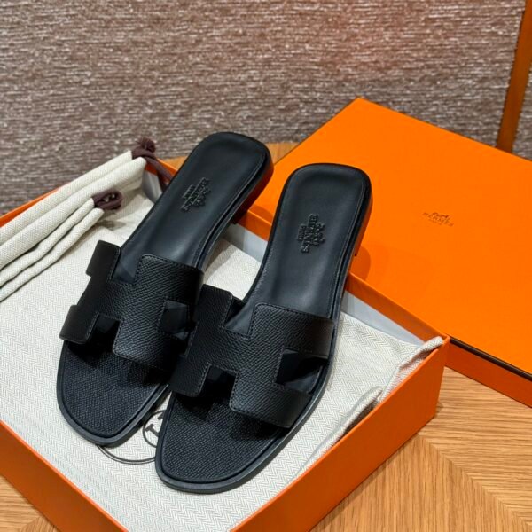 Oran sandal black epsom
