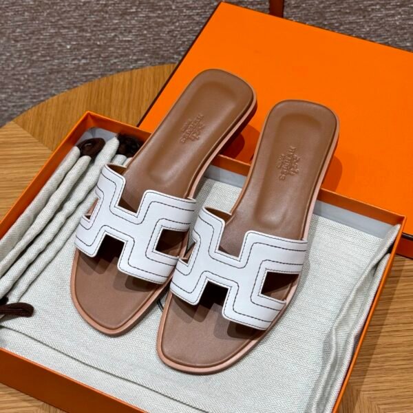 Oran sandal white embroidered