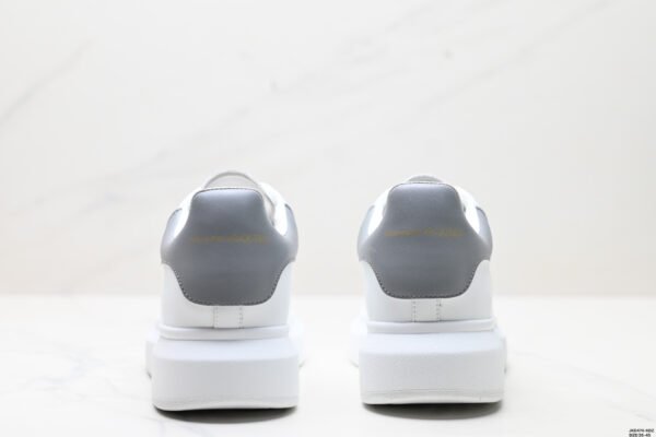 Oversized sneakers black & white - Image 17