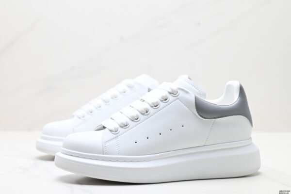 Oversized sneakers black & white - Image 10