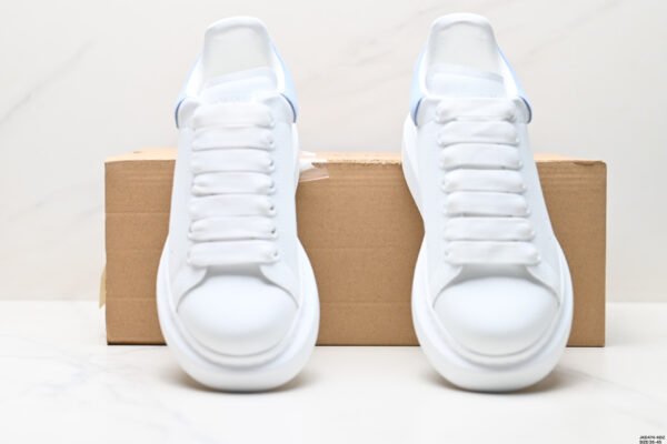 Oversized sneakers black & white - Image 22
