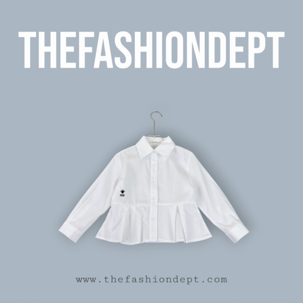 Blouse with small embroided bee