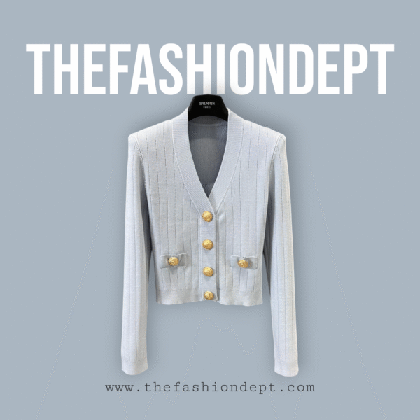 Vest met gegraveerde knoop1 Vest Met Gegraveerde Knoop1