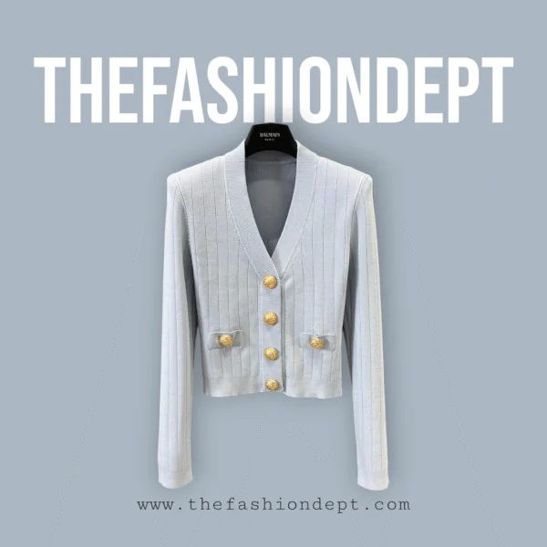 Vest met gegraveerde knoop1 Vest Met Gegraveerde Knoop1